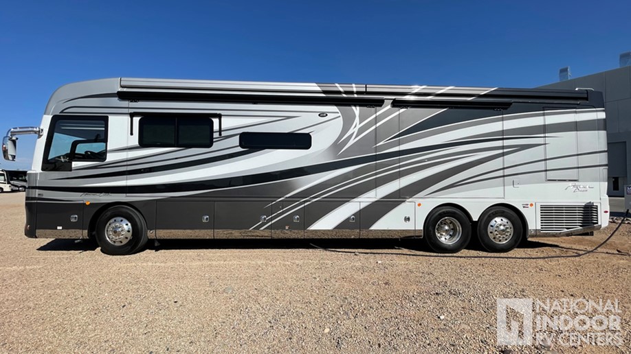 New 2022 American Coach American Dream | Night Hawk | Sand Creek | #8568 |  Phoenix | National Indoor RV Centers