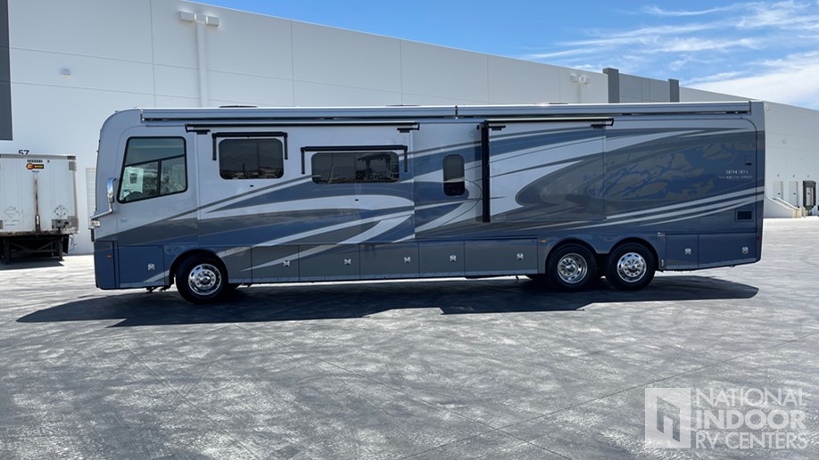 New 2023 Holiday Rambler Armada Creekside Waterford 9505