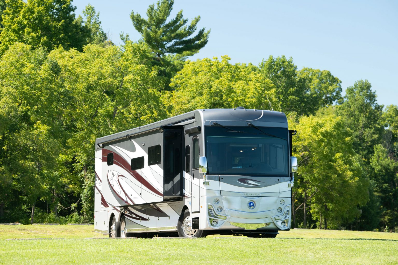 Holiday Rambler RV: Spotlight | National Indoor RV Centers